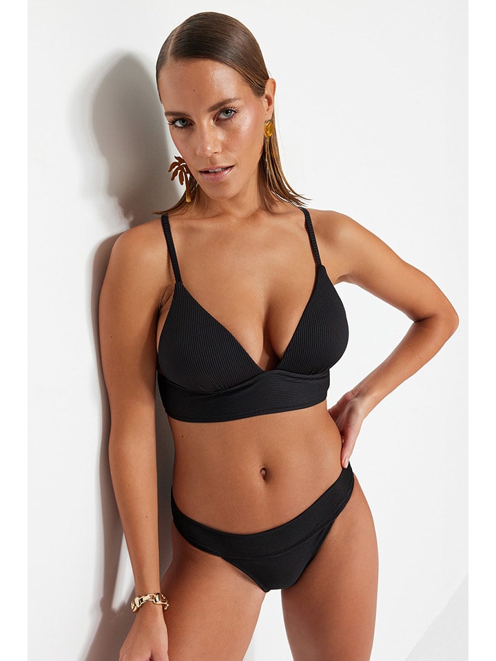 trendyol Bikini-Oberteil in Schwarz - 55% | Größe 38 | Damen-bademode