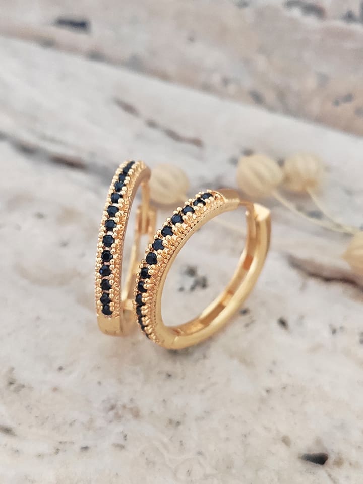 atelier MIU Vergold. Creolen mit Edelsteinen - 67% | Schmuck