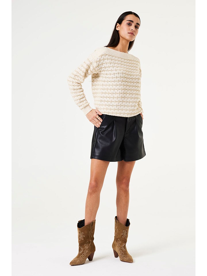 Garcia Shorts in Schwarz - 76% | Größe M | Shorts