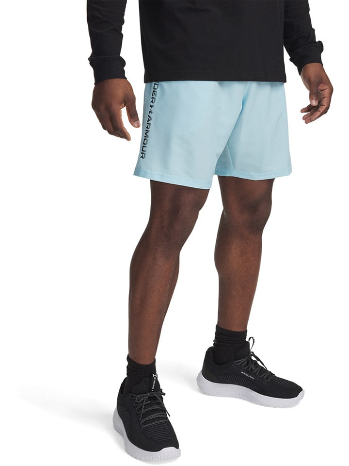Under Armour Trainingsshorts in Hellblau - 41% | Größe L | Herren-outdoorhosen
