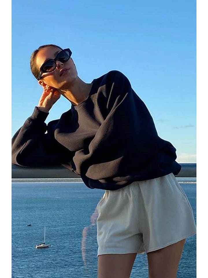 MADMEXT Sweatshirt in Schwarz - 59% | Größe L | Damen-sweatshirts-jacken