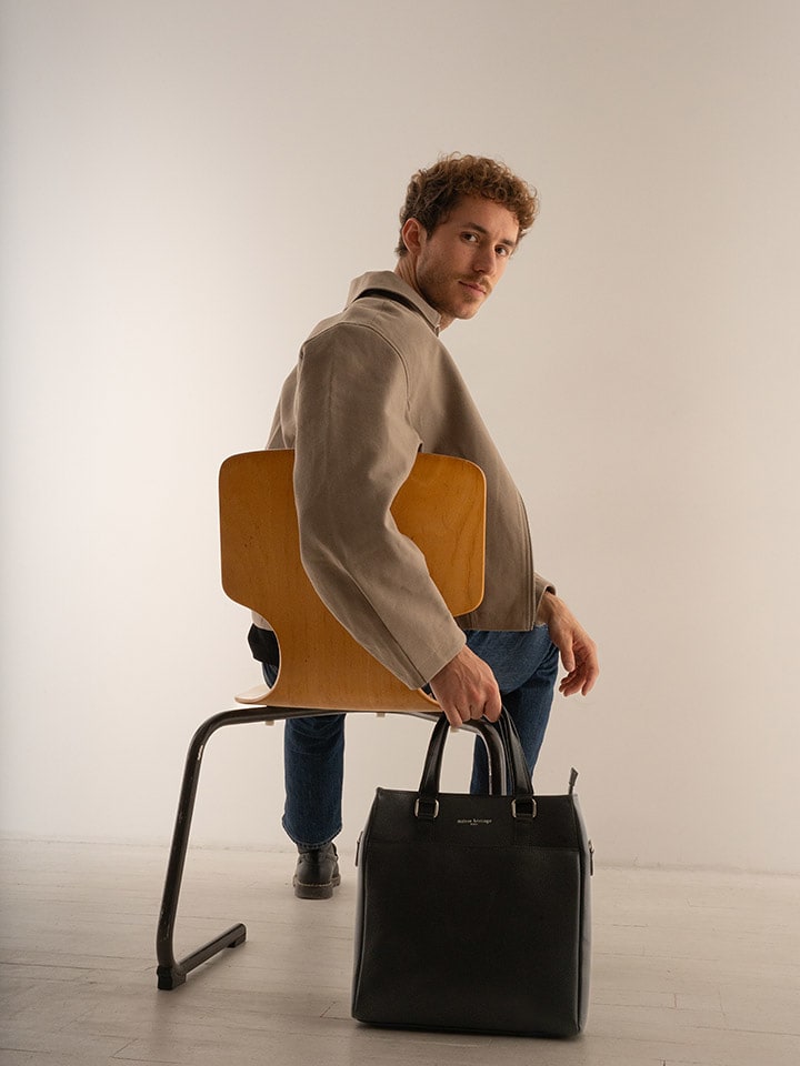 maison héritage PARIS Leder-Henkeltasche "Ethan" in Schwarz - (B)31 x (H)32 x (T)8 cm - 76% | Herrentaschen