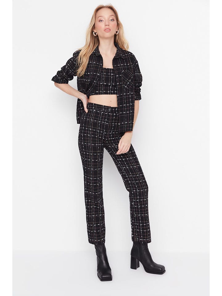 trendyol Hose in Schwarz - 53% | Größe 42 | Damenhosen