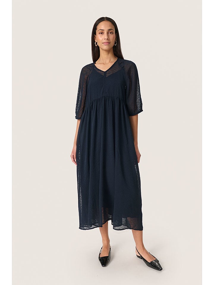 Soaked in Luxury Kleid in Dunkelblau - 53% | Größe M | Damen-kleider