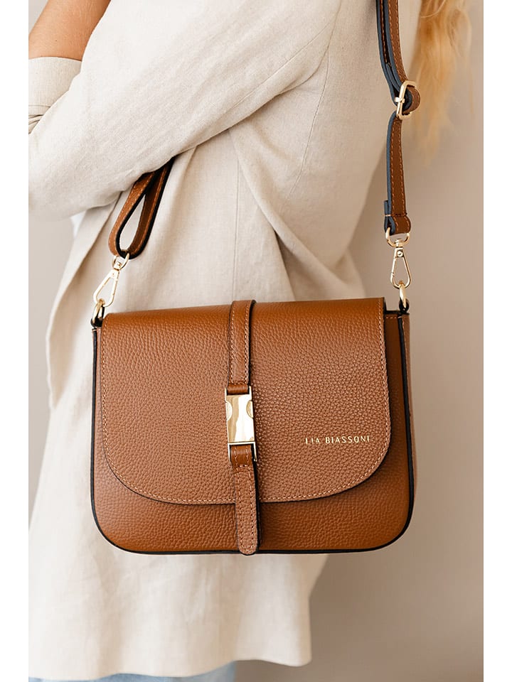 Lia Biassoni Leder-Umhängetasche in Hellbraun - (B)24 x (H)18 x (T)8 cm - 74% | Damen-taschen