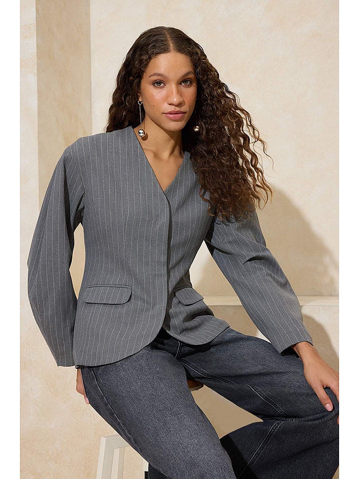trendyol Blazer in Grau - 68% | Größe 40 | Damenjacken