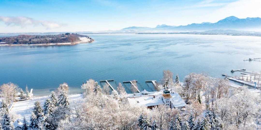 Chiemsee - 	Yachthotel Chiemsee