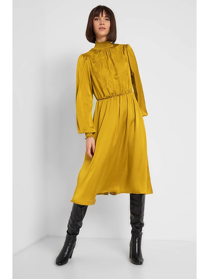 Orsay Kleid In Gelb Gunstig Kaufen Limango 