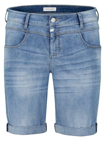 Timezone Jeansshorts "Chlessia" - Comfort fit - in Hellblau
