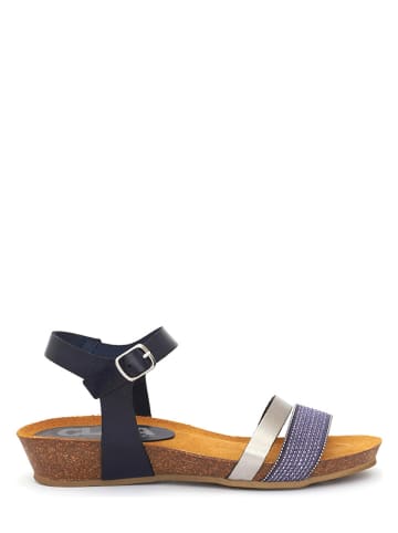 CLKA Skórzane sandały w kolorze srebrno-granatowo-niebieskim na koturnie