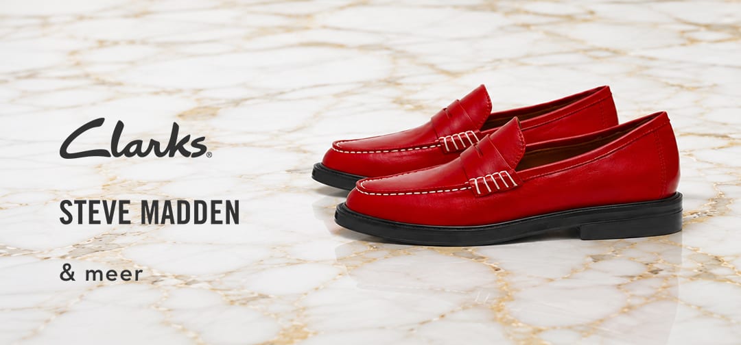 Sneakers of mocassins?