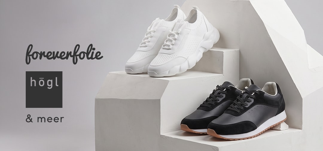 Zwarte of witte sneakers?