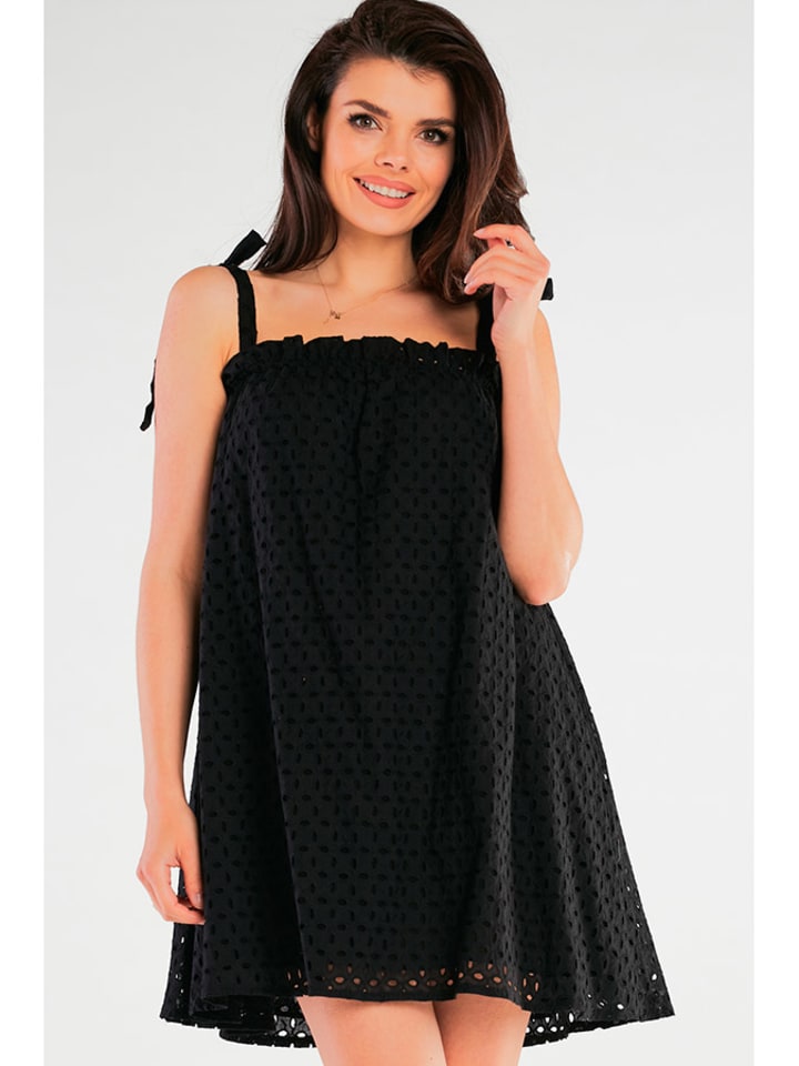Kleid in Schwarz