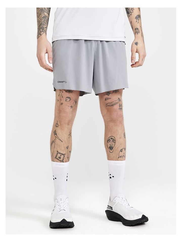 Trainingsshorts "ADV Essence" in Grau