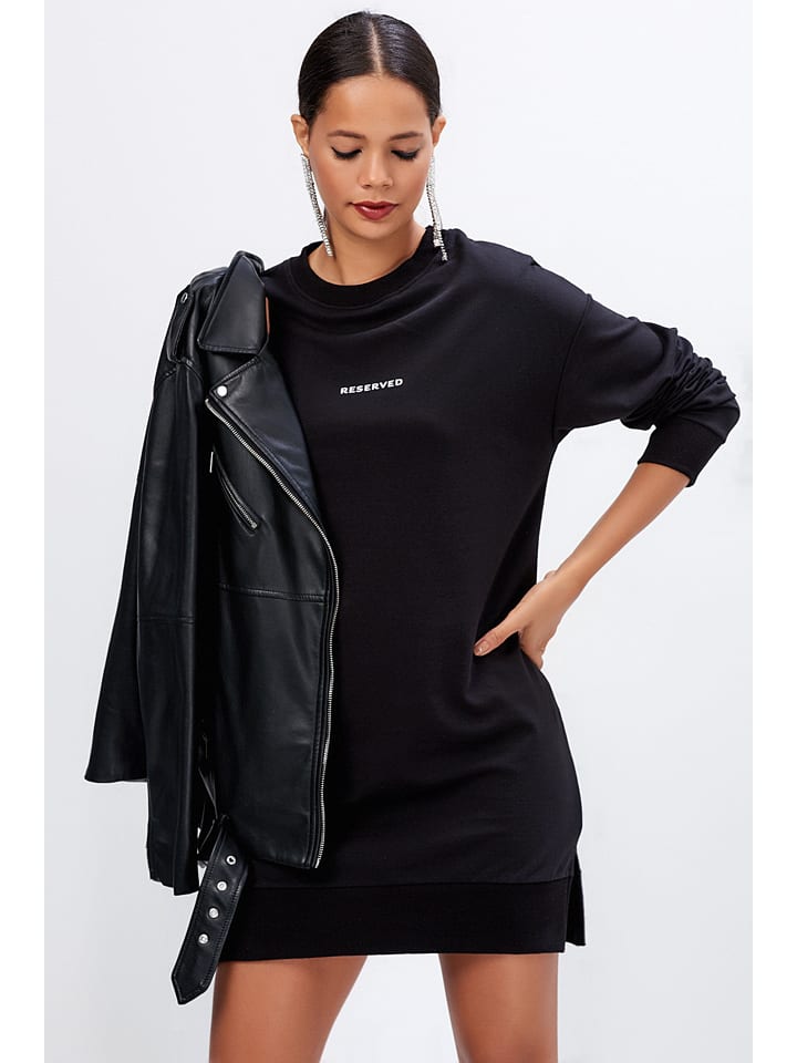 Kleid in Schwarz