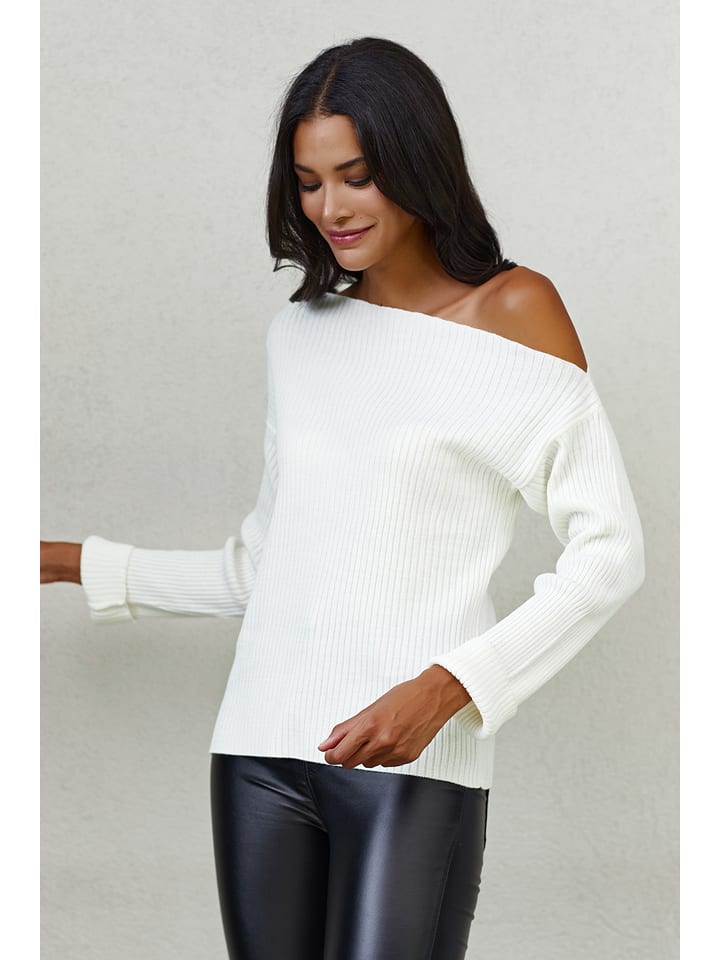 Sweter w kolorze kremowym