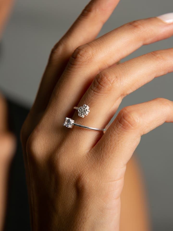 Silber-Ring mit Edelsteinen