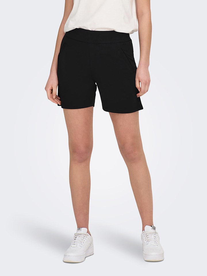 Shorts in Schwarz