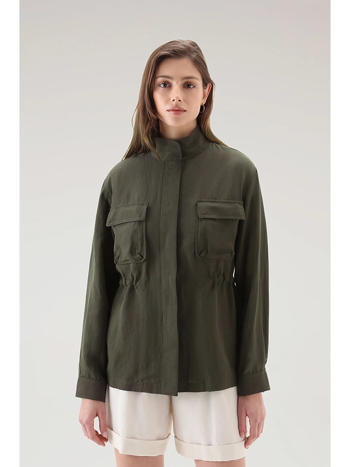 Kurtka przejściowa "Fluid" w kolorze khaki