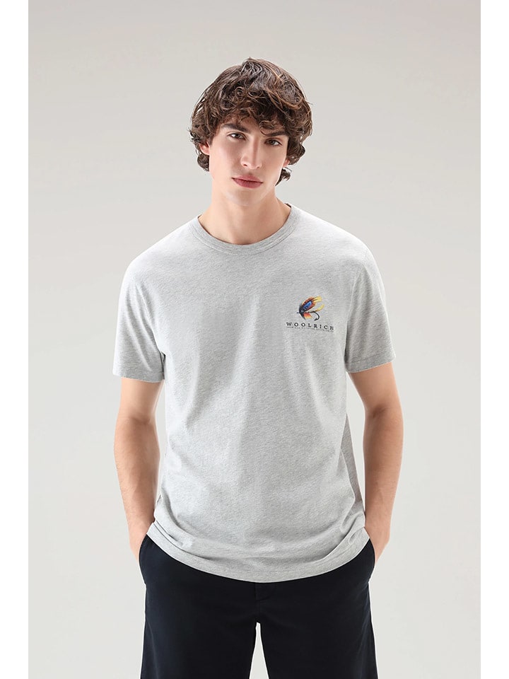 Lacoste lakeside store