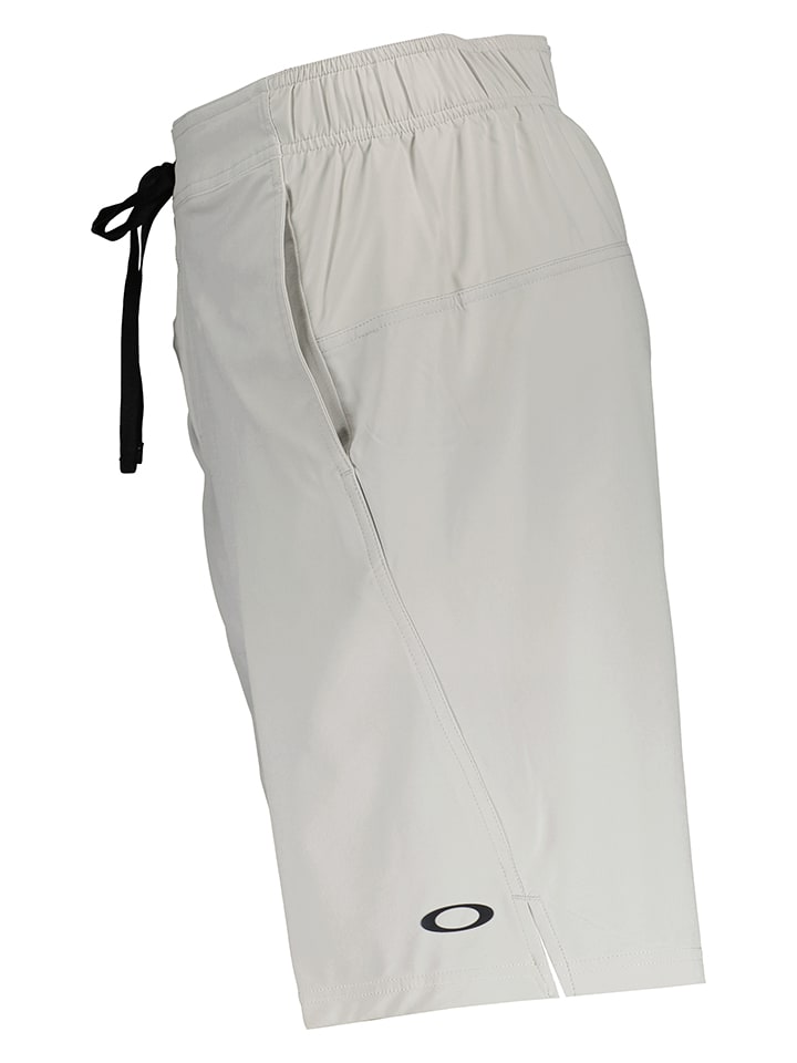 Oakley richter knit shorts top