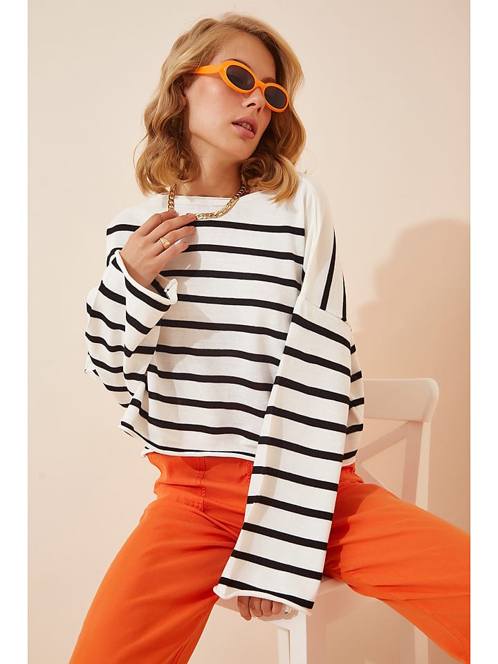 Sweter w kolorze białym