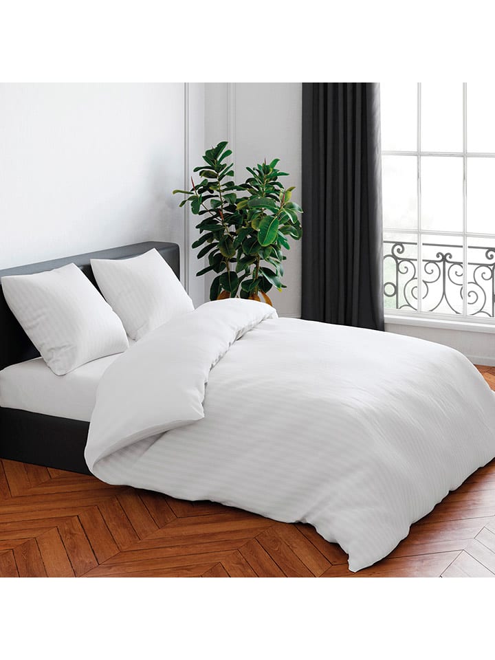 Satijnen beddengoedset wit