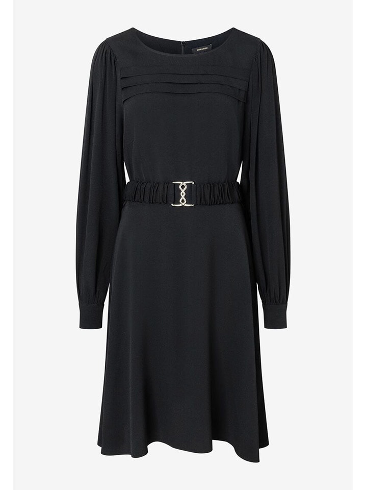 Kleid in Schwarz