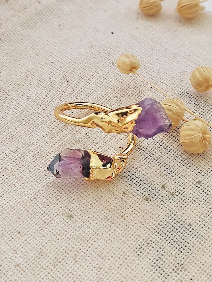 Vergold. Ring mit Edelsteinen