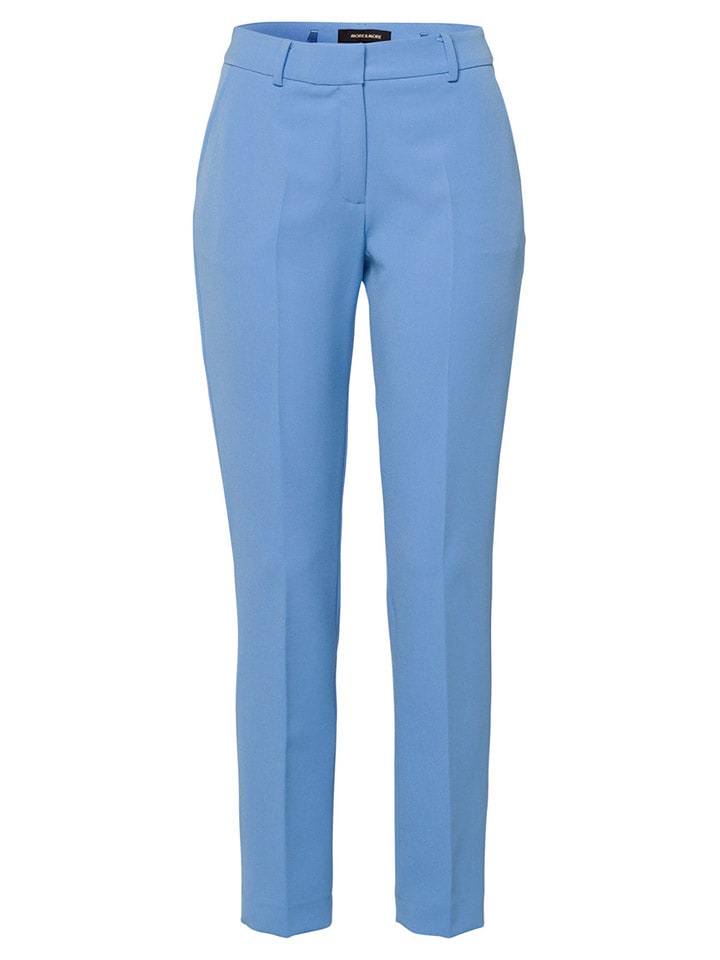 Hose in Hellblau