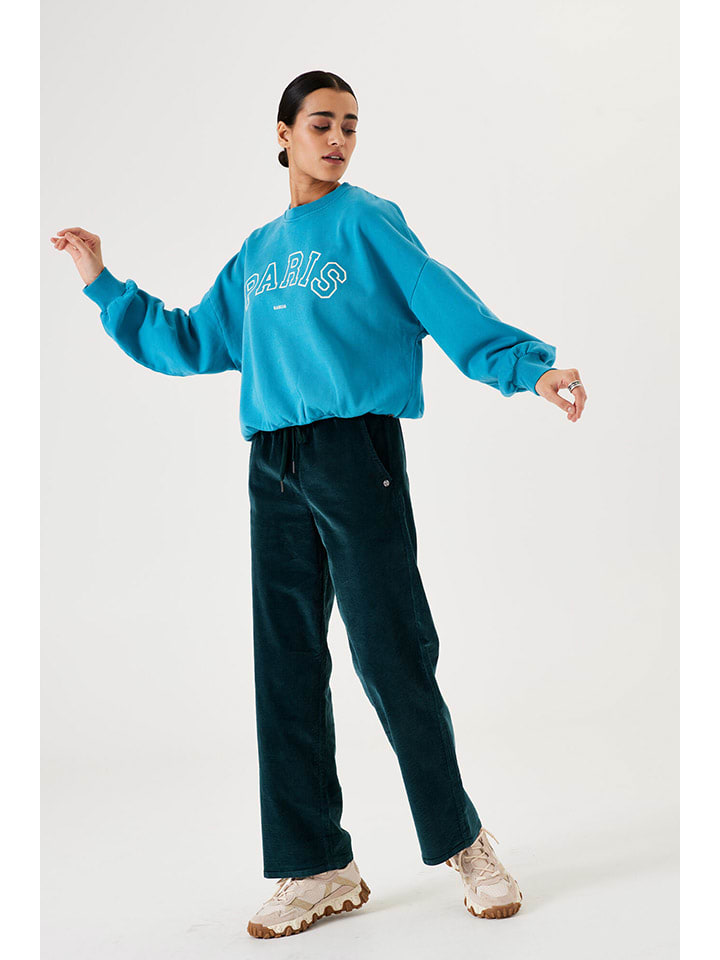Bluza w kolorze niebieskim