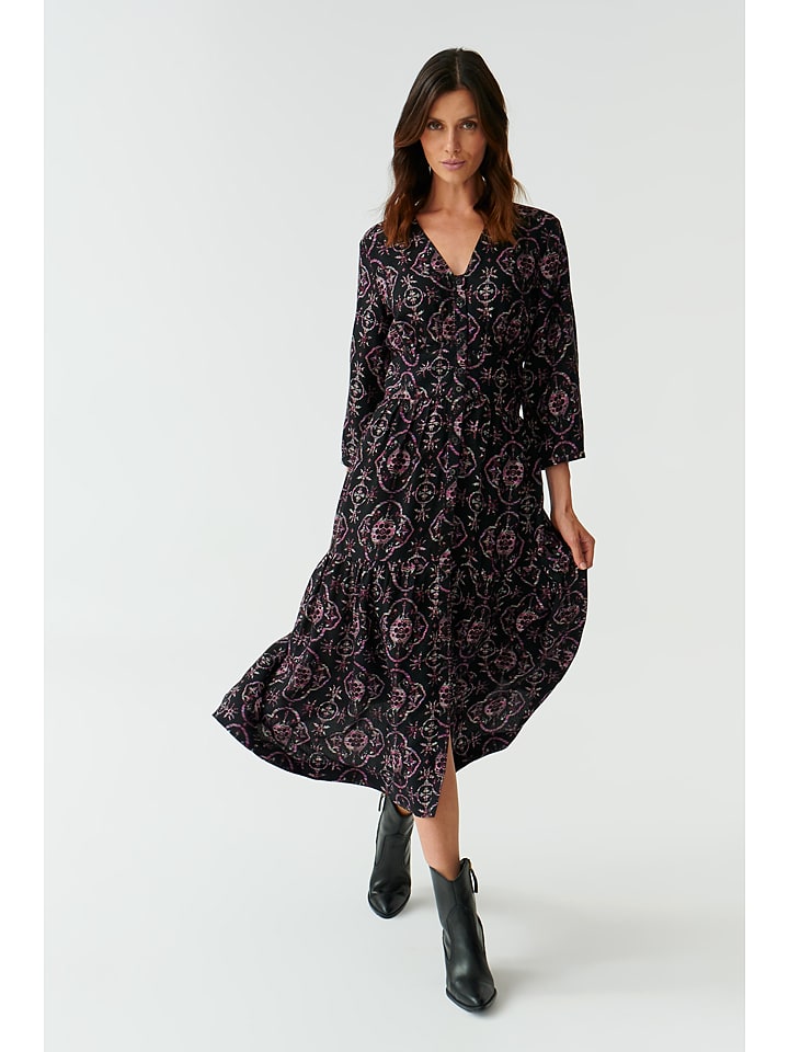Kleid in Schwarz