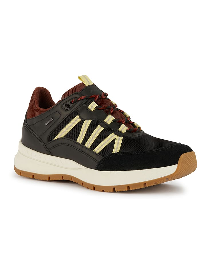 Adidas shoes price in pakistan 2019 clearance