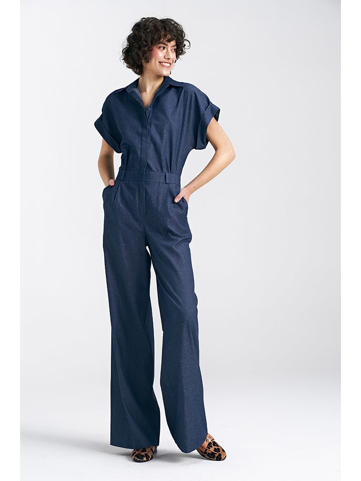 Jumpsuit in Dunkelblau