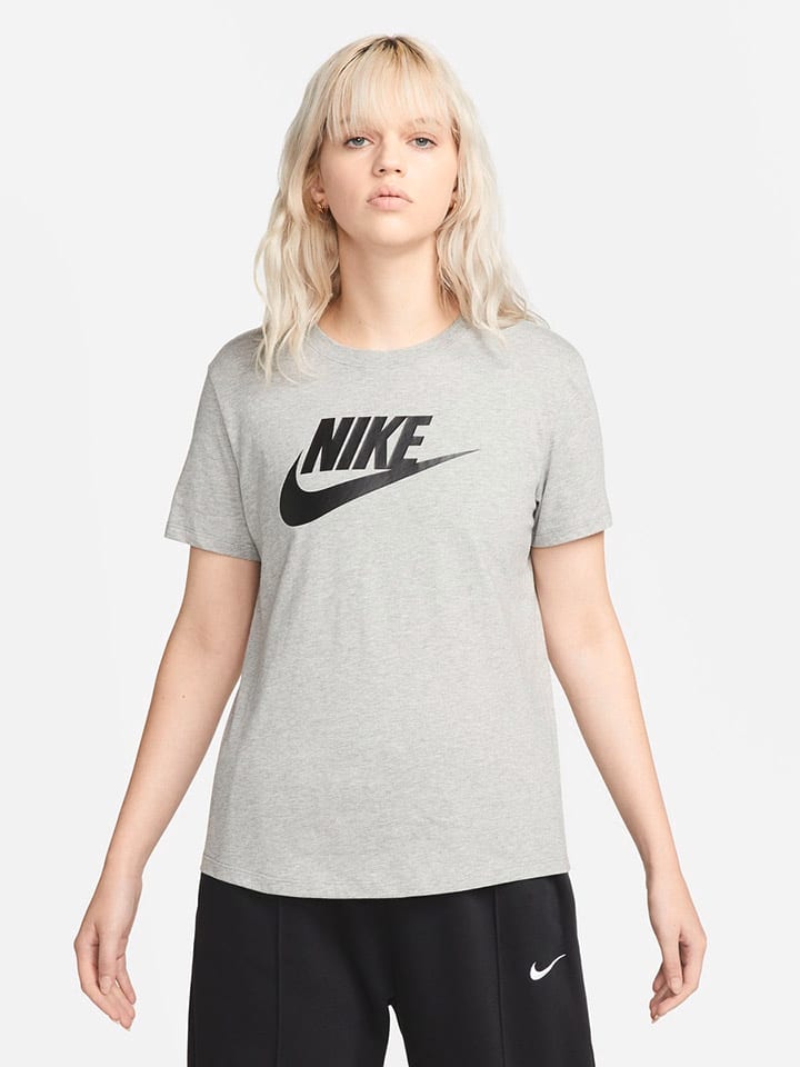 nike t shirt basic