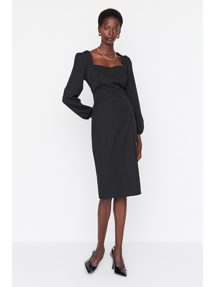 Kleid in Schwarz