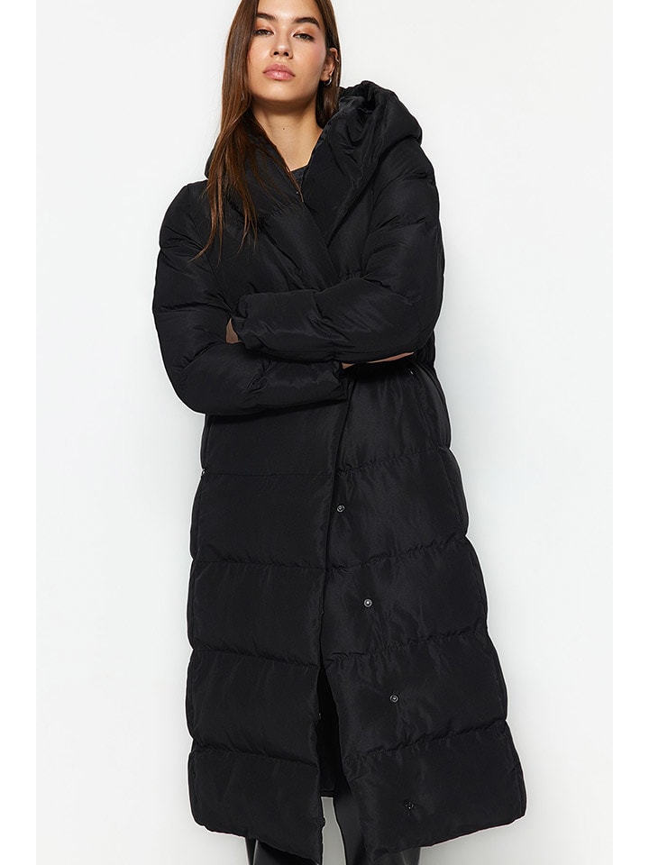 Wintermantel in Schwarz