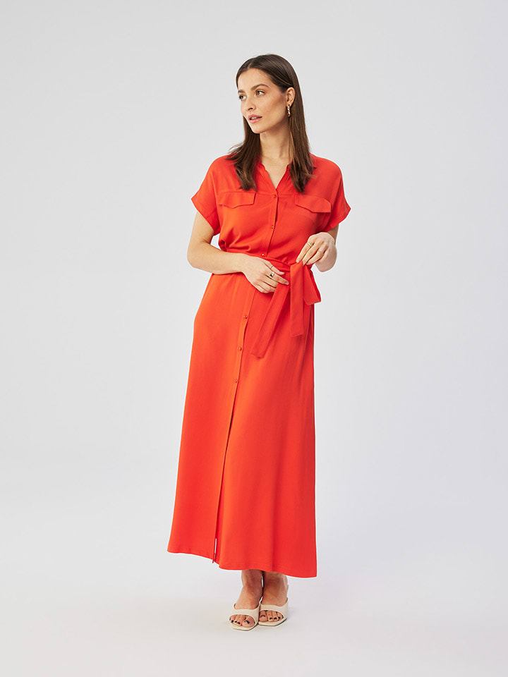 Kleid in Rot
