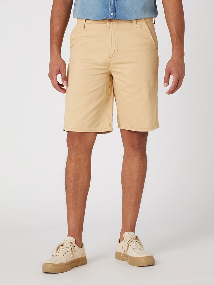 Shorts in Beige