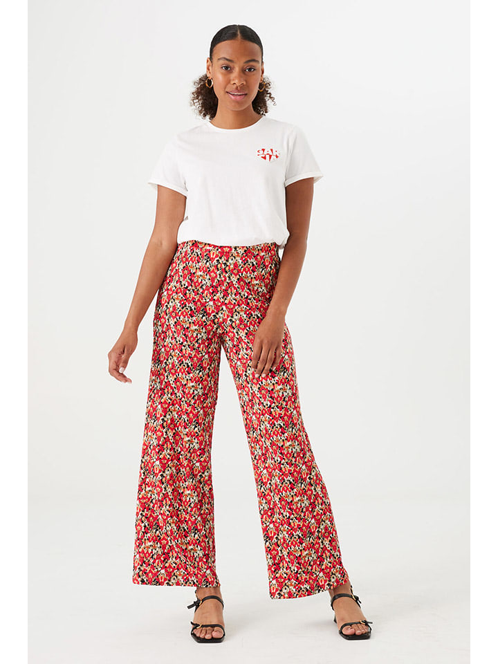 Garcia hose clearance