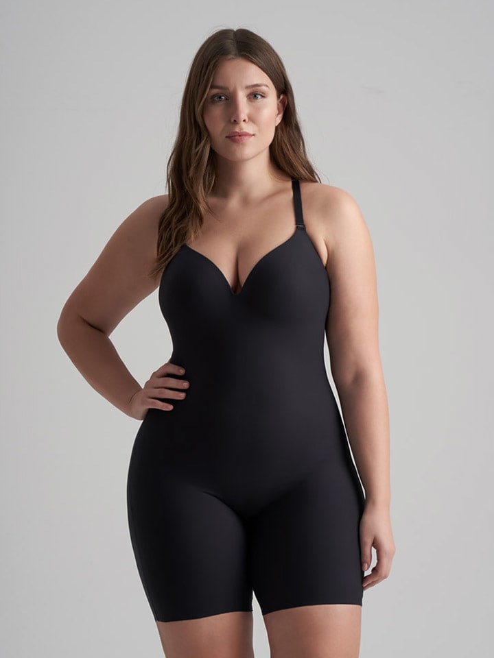 Body modelujące w kolorze czarnym