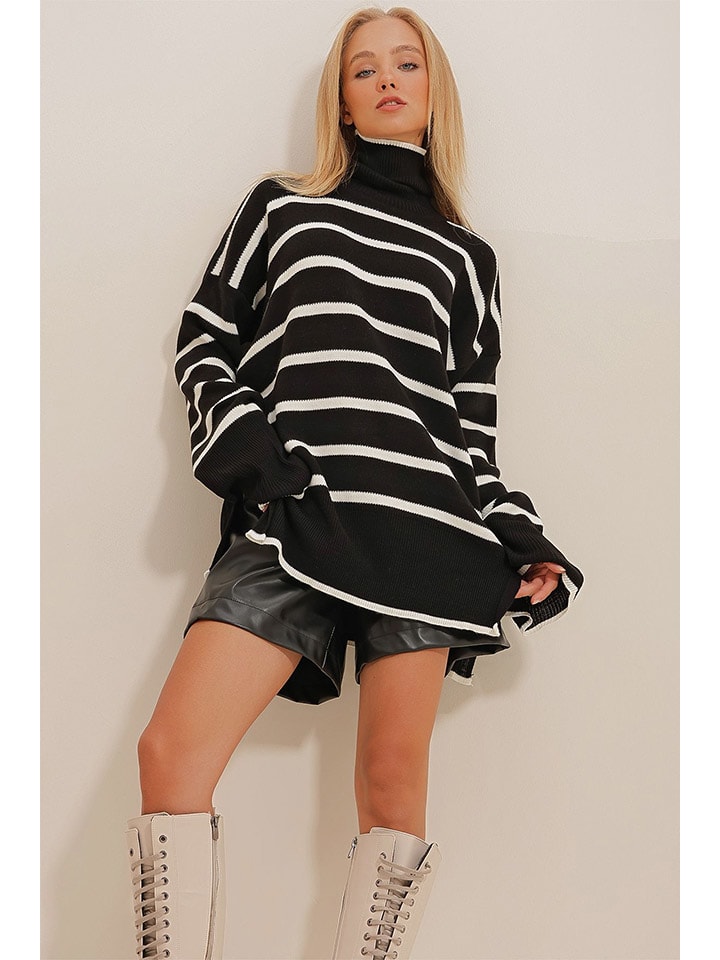 Pullover in Schwarz