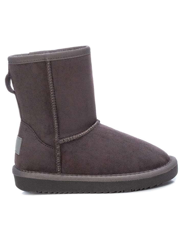 Boots in Lila