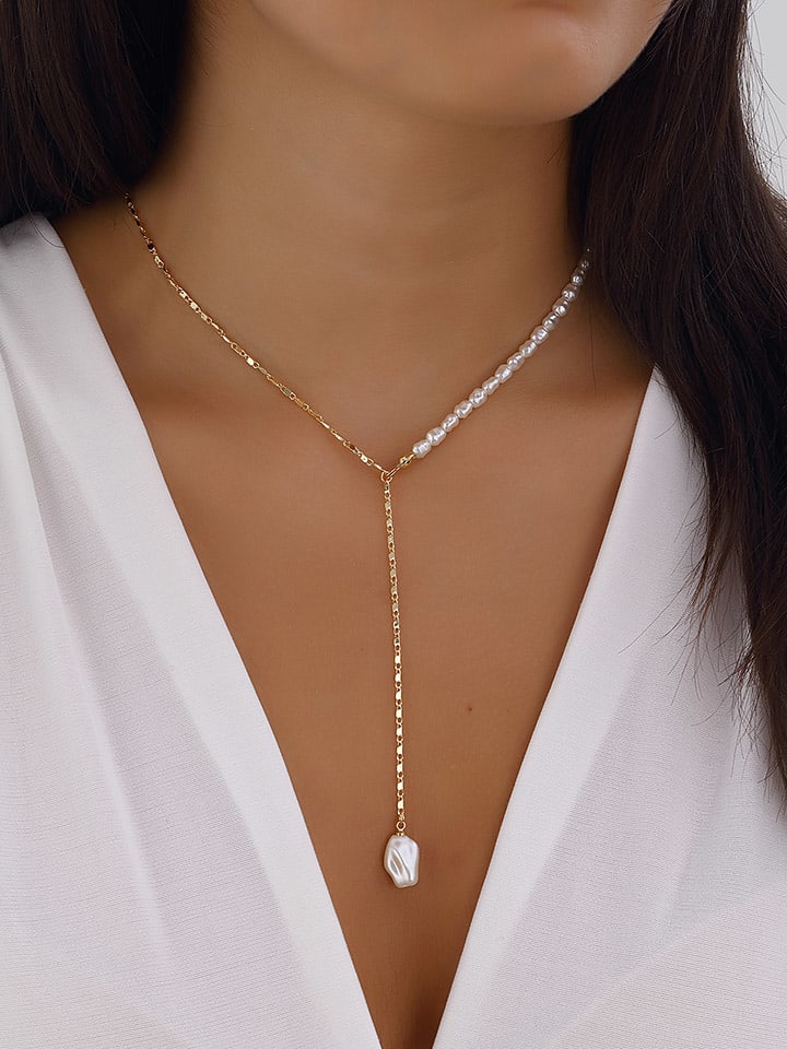 Vergulde ketting met sierparels