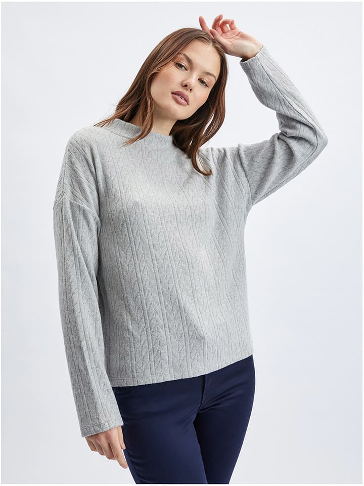 Pullover in Hellgrau