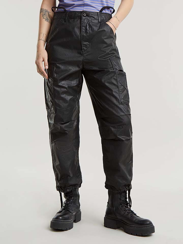 Cargohose in Schwarz