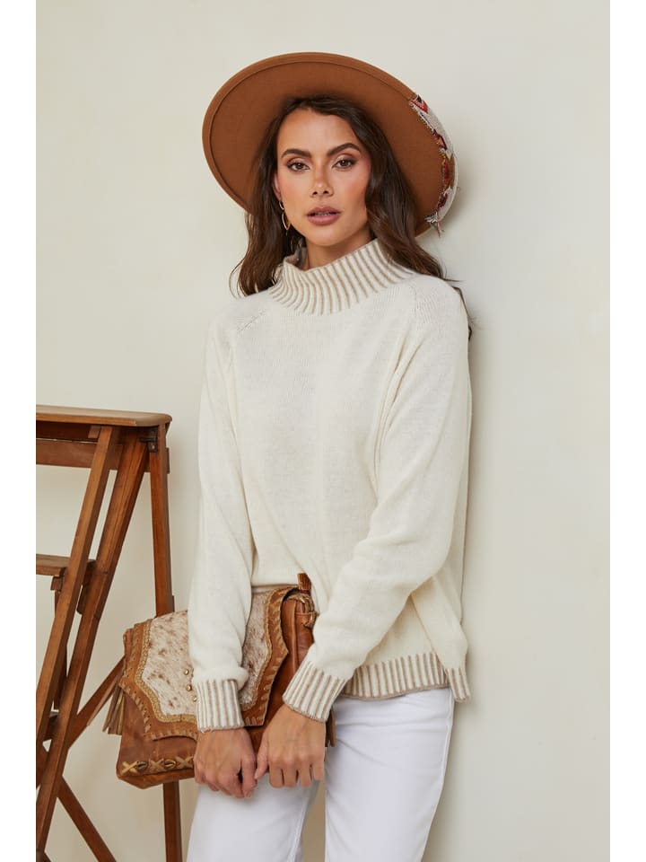 Sweter "Csepreg" w kolorze kremowym