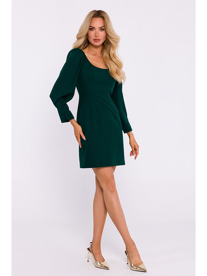 Kleid in Dunkelgrün