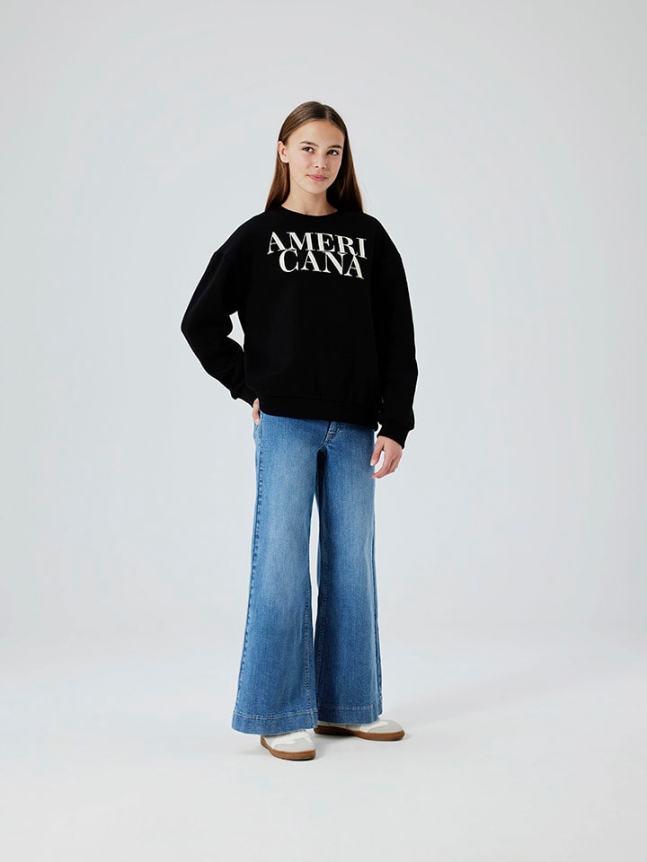 Sweatshirt "Oriana" in Schwarz