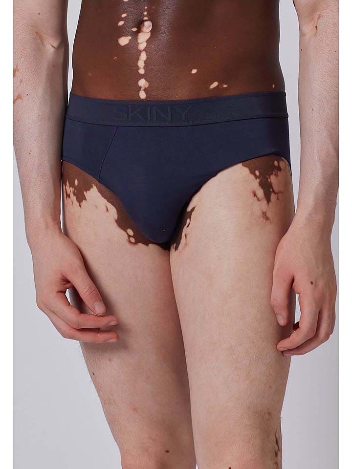 Slipy w kolorze granatowym